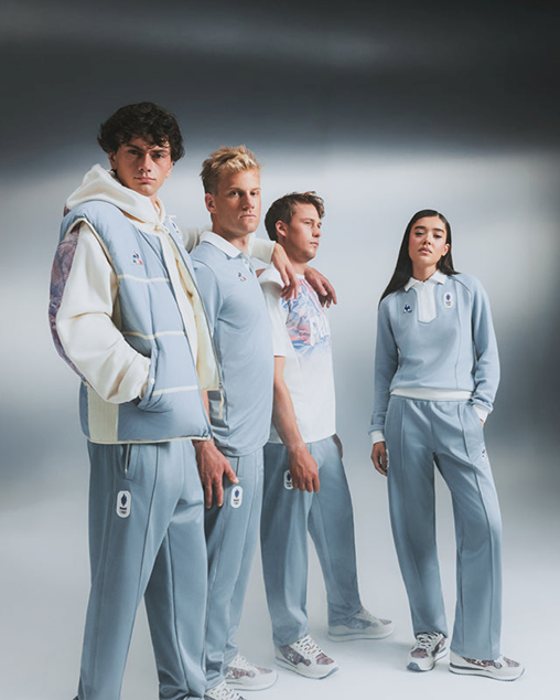 Jeux olympiques d’hiver 2026 : la parade des tenues (sur fond de tensions) Team France olympqie 2026